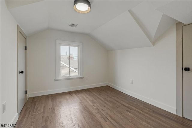 210 Paterson Ave, Hasbrouck Heights Boro, NJ 07604