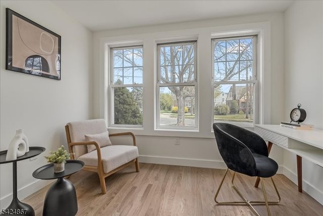 210 Paterson Ave, Hasbrouck Heights Boro, NJ 07604