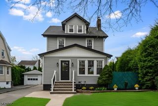 210 Paterson Ave, Hasbrouck Heights Boro, NJ 07604