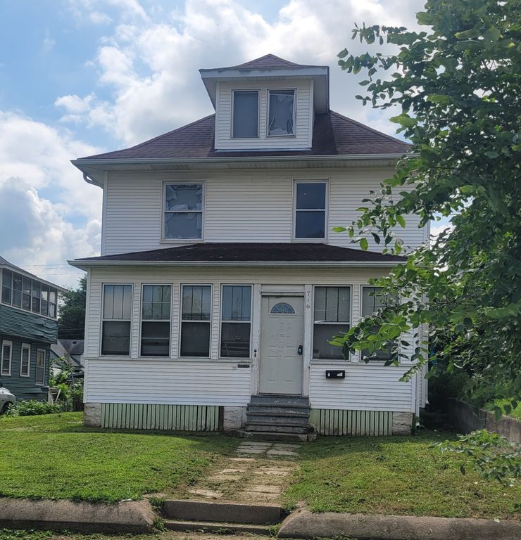 716 Rose Avenue E, Saint Paul, MN 55106 — exterior