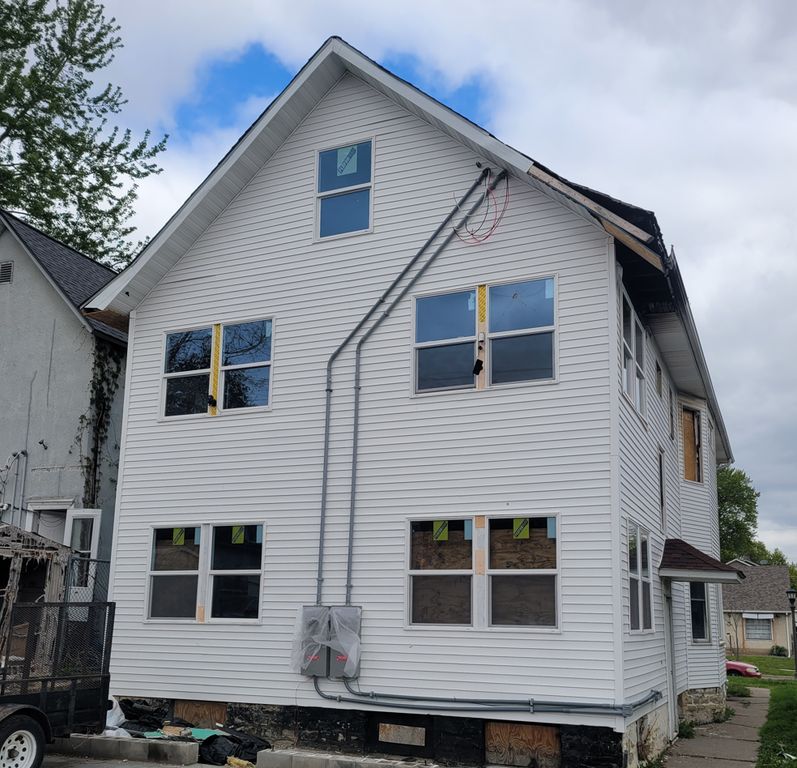 716 Rose Avenue E, Saint Paul, MN 55106 — photo 2