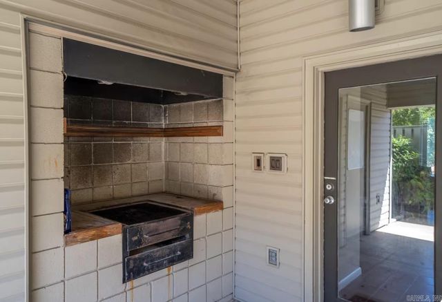 101 Long Island Drive, Hot Springs, AR 71913