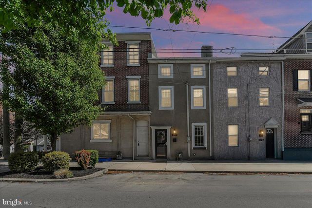 387 E HECTOR ST, Conshohocken, PA 19428