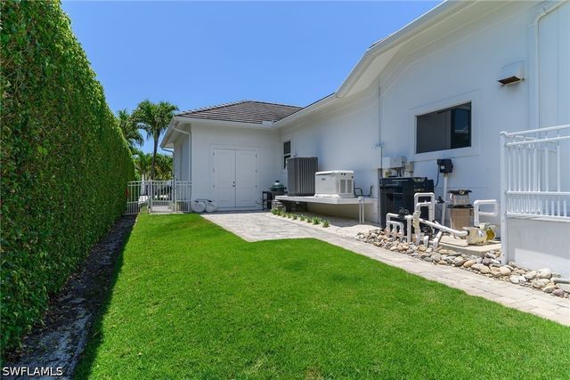 233 Rockhill CT, Marco Island, FL 34145