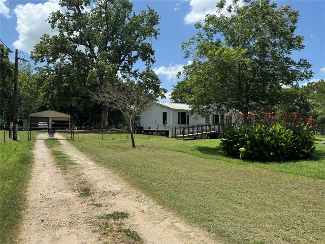 2000 Citation DR, Del Valle, TX 78617