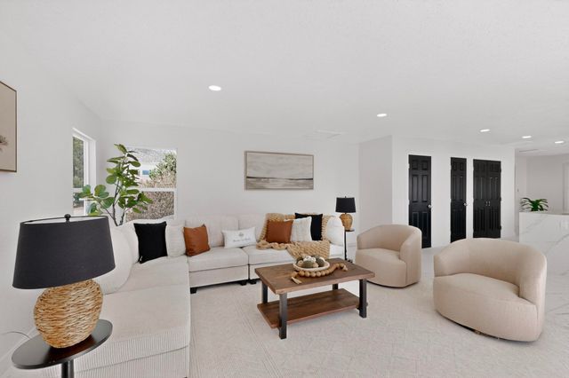 1729 Monte Largo Drive NE, Albuquerque, NM 87112