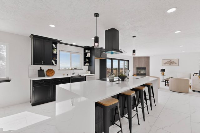 1729 Monte Largo Drive NE, Albuquerque, NM 87112