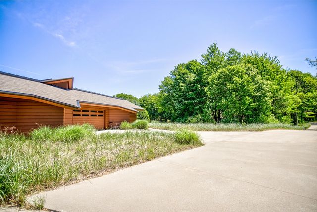 6479 144th Avenue, Holland, MI 49423