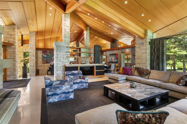 6479 144th Avenue, Holland, MI 49423