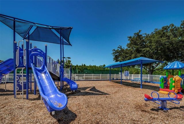 19321 SANDY SPRINGS CIRCLE, Lutz, FL 33558