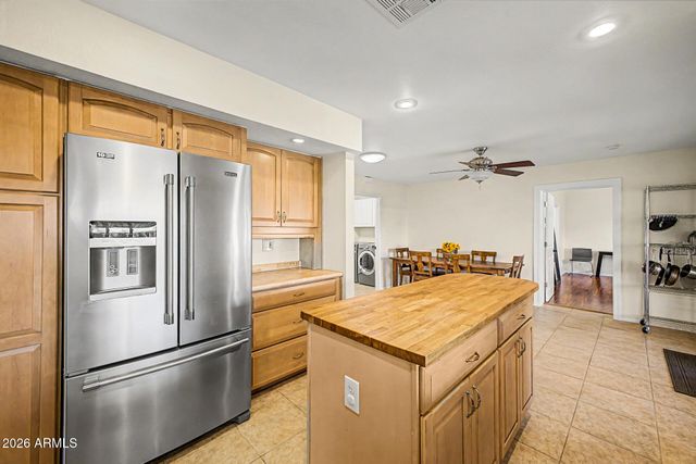 11831 N 29TH Street, Phoenix, AZ 85028