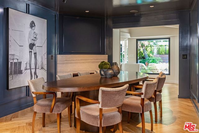 1437 Belfast Drive, Los Angeles, CA 90069