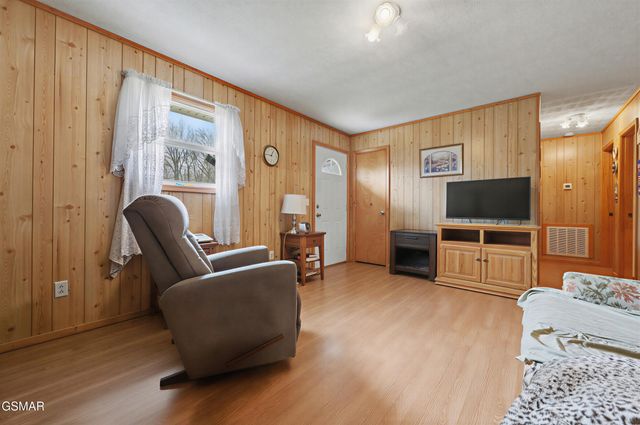 1926 Sail Way, Newport, TN 37821