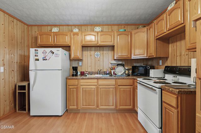 1926 Sail Way, Newport, TN 37821