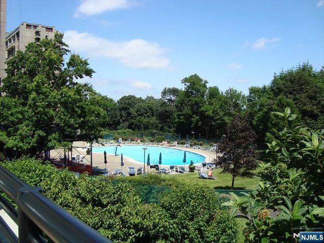 2 Horizon Road 1030, Fort Lee, NJ 07024