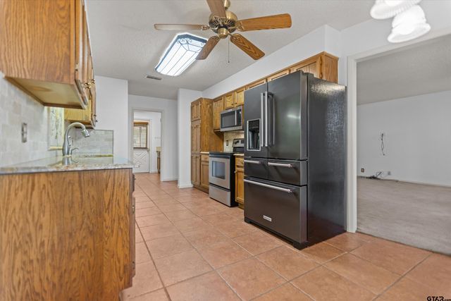 17617 Carol Circle, Flint, TX 75762