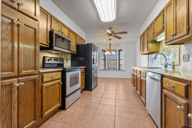 17617 Carol Circle, Flint, TX 75762