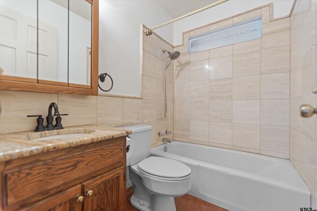 17617 Carol Circle, Flint, TX 75762