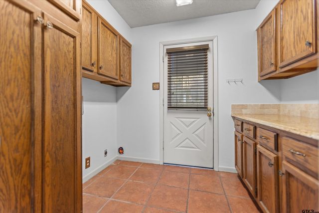 17617 Carol Circle, Flint, TX 75762