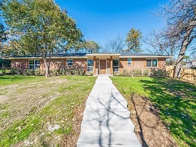 1131 Forester Drive, Dallas, TX 75216
