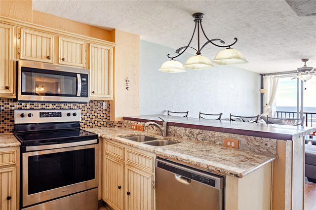 11945 Termini San Luis Pass Road 202, Galveston, TX 77554