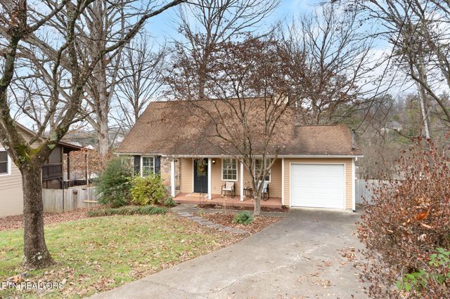 805 Tree Trunk Rd, Knoxville, TN 37934