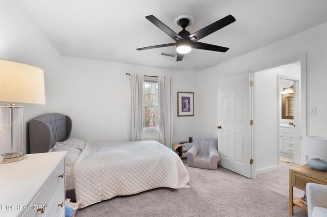 805 Tree Trunk Rd, Knoxville, TN 37934