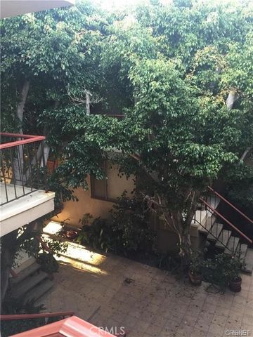 1730 Camden, Los Angeles, CA 90025