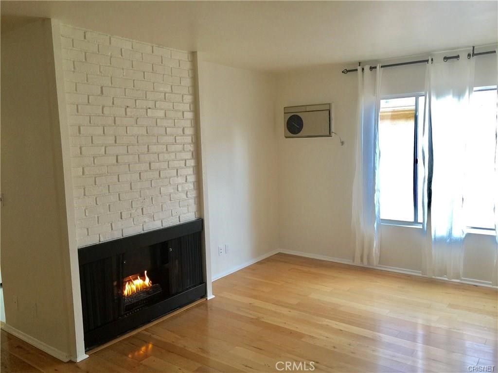 1730 Camden, Los Angeles, CA 90025