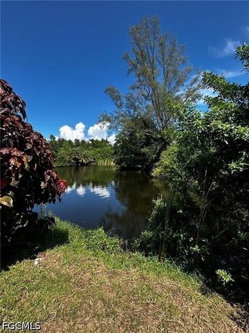 26186 Princess LN, Bonita Springs, FL 34135