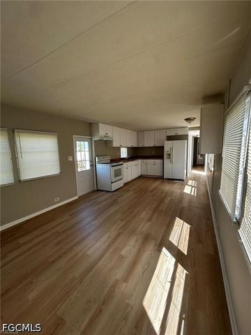 26186 Princess LN, Bonita Springs, FL 34135