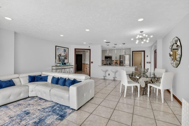 6362 Brava Way, Boca Raton, FL 33433