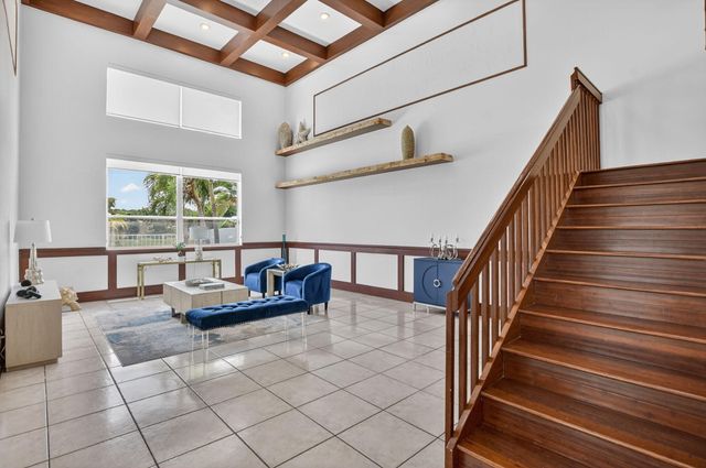 6362 Brava Way, Boca Raton, FL 33433