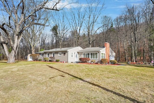 20 Old Orchard Rd, Wilbraham, MA 01095