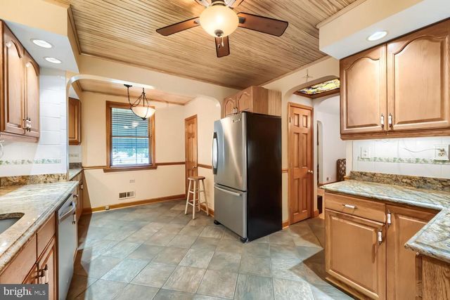 407 FRANKLIN AVE, Essex, MD 21221