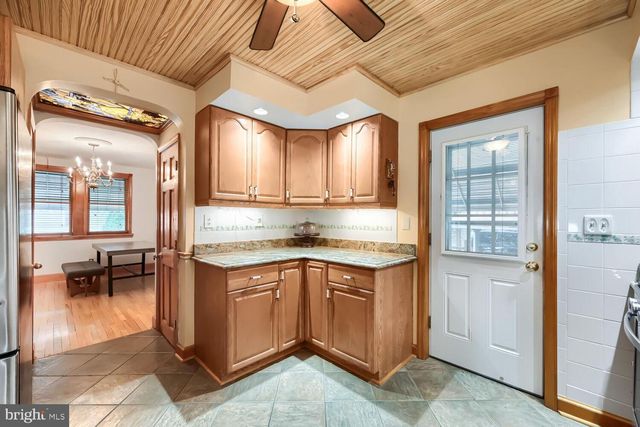 407 FRANKLIN AVE, Essex, MD 21221