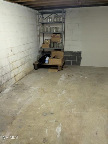 5653 Apache Drive, Kingsport, TN 37664