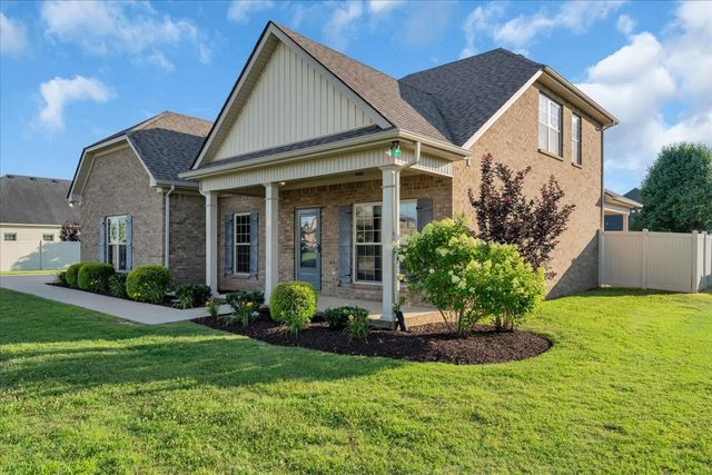 3018 Firerock Dr, Murfreesboro, TN 37128