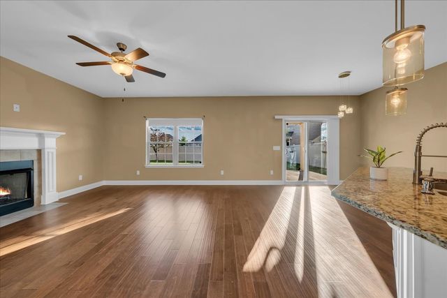 3018 Firerock Dr, Murfreesboro, TN 37128