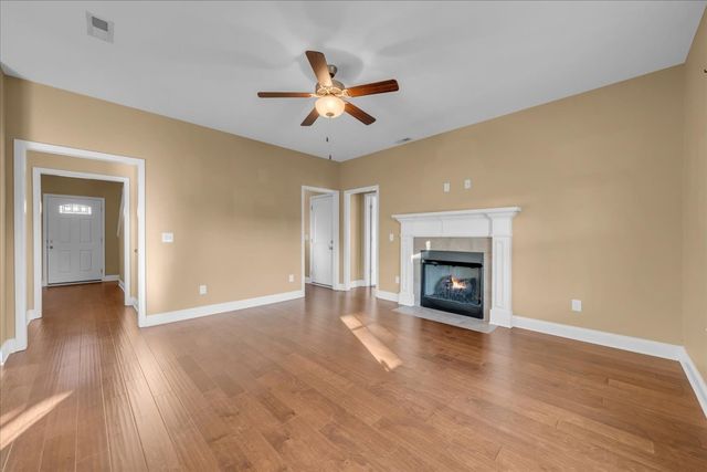 3018 Firerock Dr, Murfreesboro, TN 37128