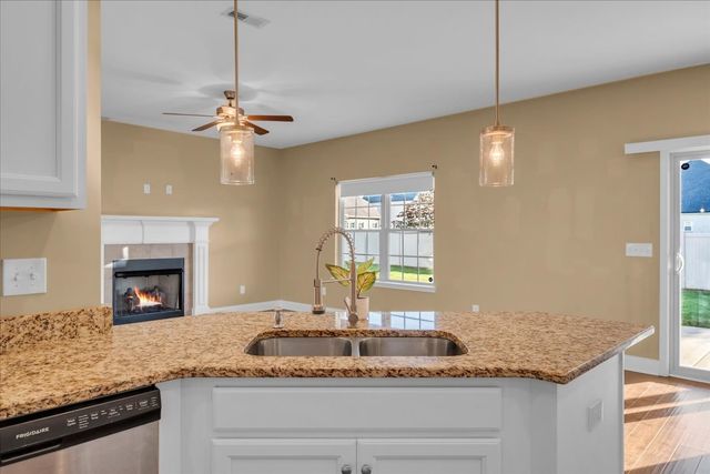 3018 Firerock Dr, Murfreesboro, TN 37128