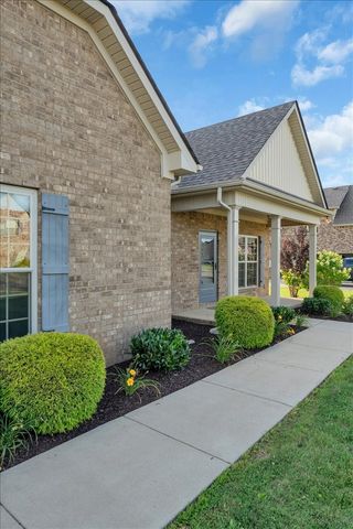 3018 Firerock Dr, Murfreesboro, TN 37128