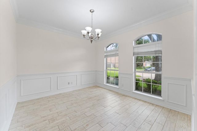 3010 Peekskill Court, Pearland, TX 77584
