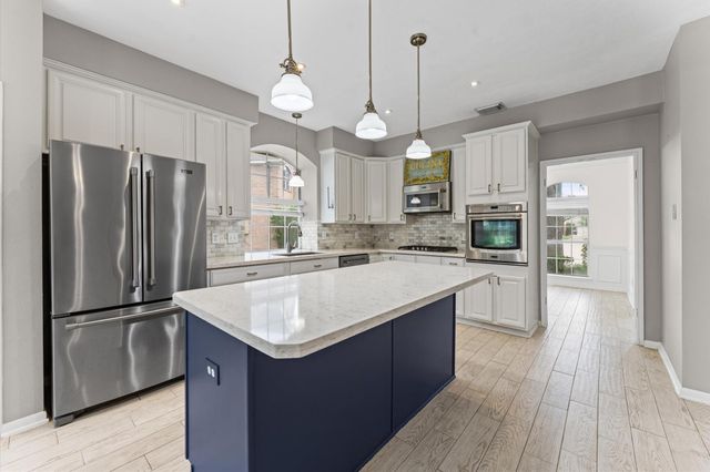 3010 Peekskill Court, Pearland, TX 77584
