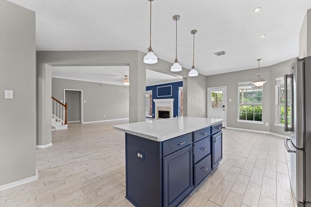 3010 Peekskill Court, Pearland, TX 77584