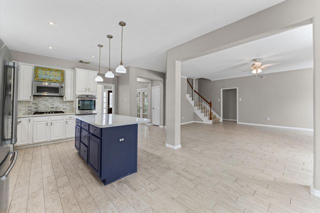 3010 Peekskill Court, Pearland, TX 77584