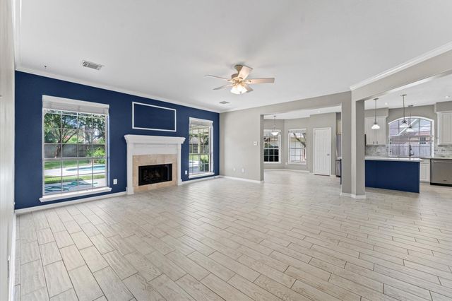 3010 Peekskill Court, Pearland, TX 77584