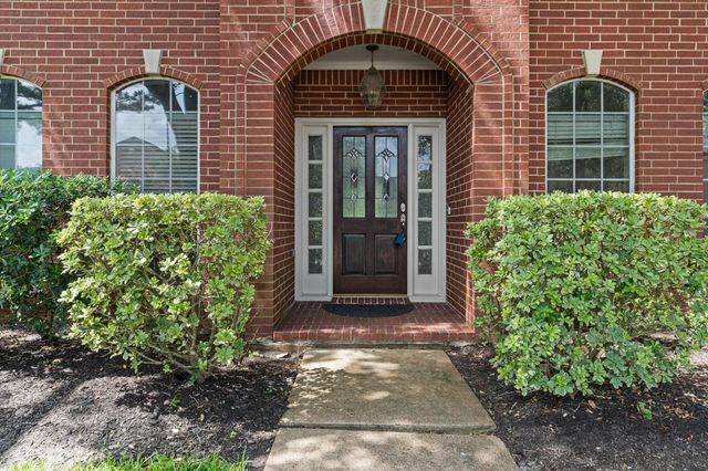 3010 Peekskill Court, Pearland, TX 77584