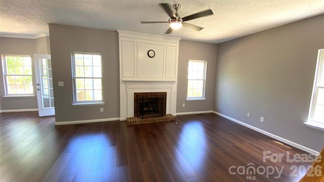 127 Meadow Pond Lane, Mooresville, NC 28117