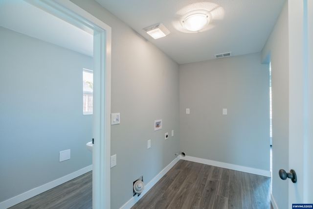 995 Fairview Av SE, Salem, OR 97302